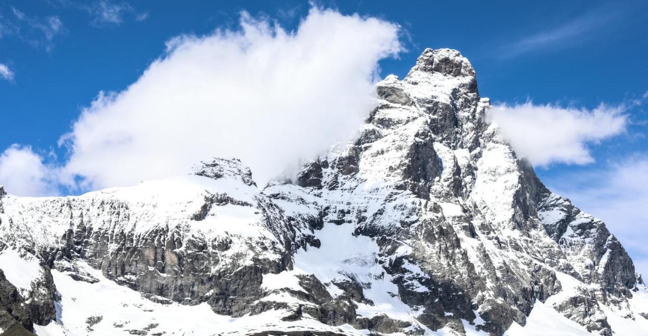 Art Hotel Grivola Breuil-Cervinia Εξωτερικό φωτογραφία